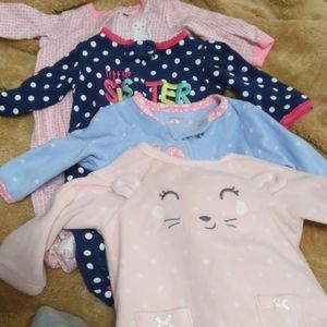 Lot of 4 Carter's baby one piece body suits 0-3mon